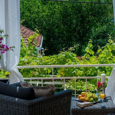 Superior Stunning Apartment Gravosa With A Free Parking Dubrovnik Exteriör bild