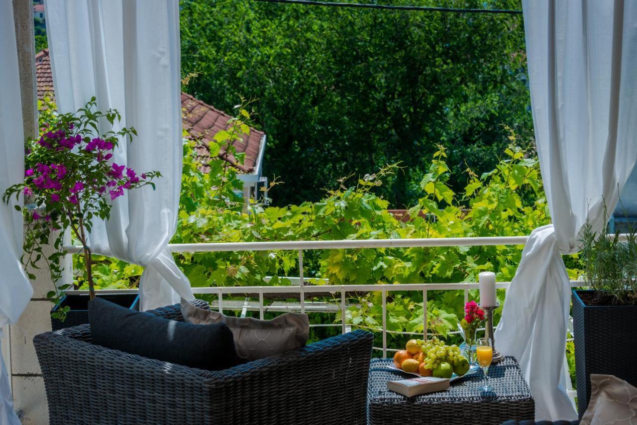 Superior Stunning Apartment Gravosa With A Free Parking Dubrovnik Exteriör bild
