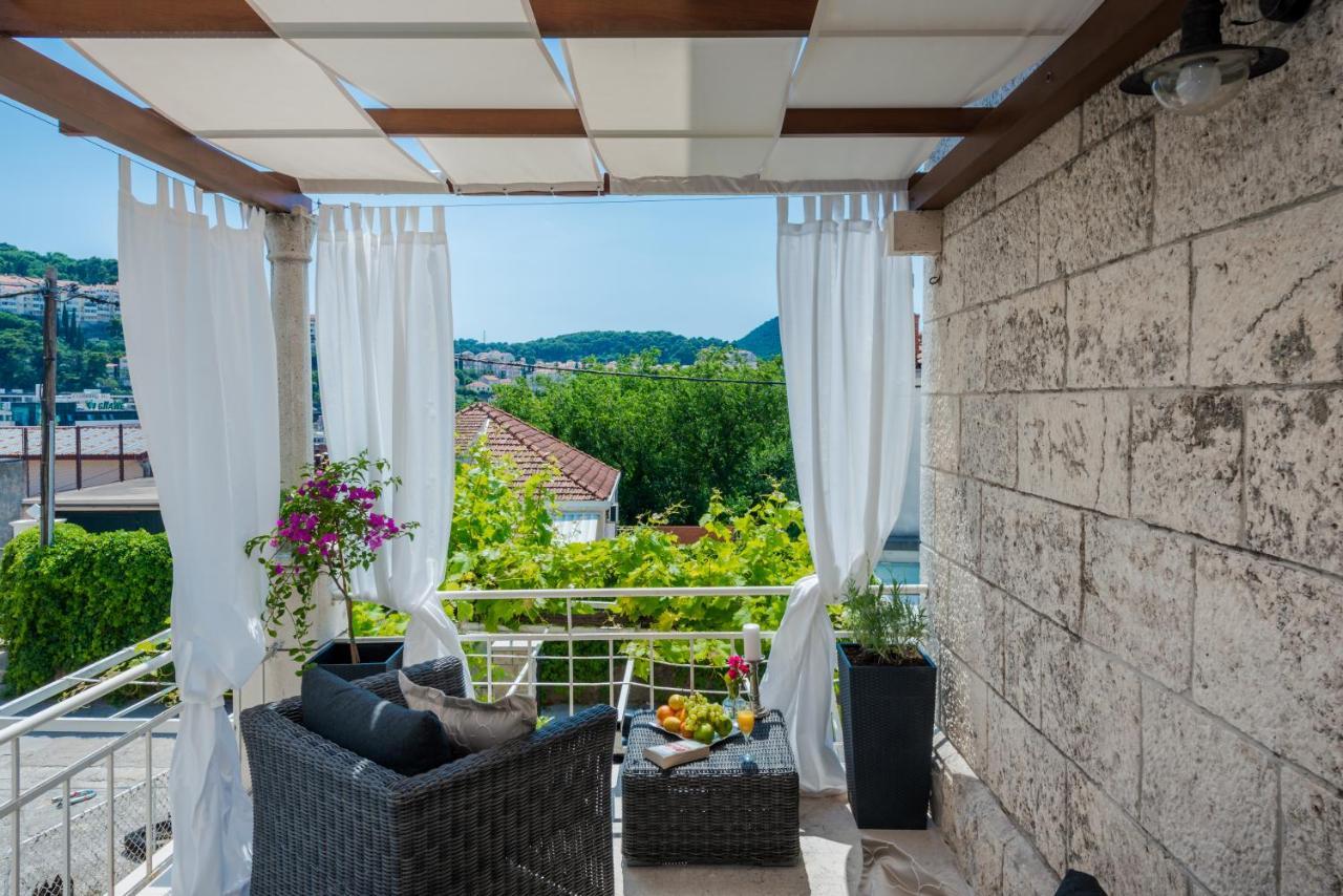Superior Stunning Apartment Gravosa With A Free Parking Dubrovnik Exteriör bild