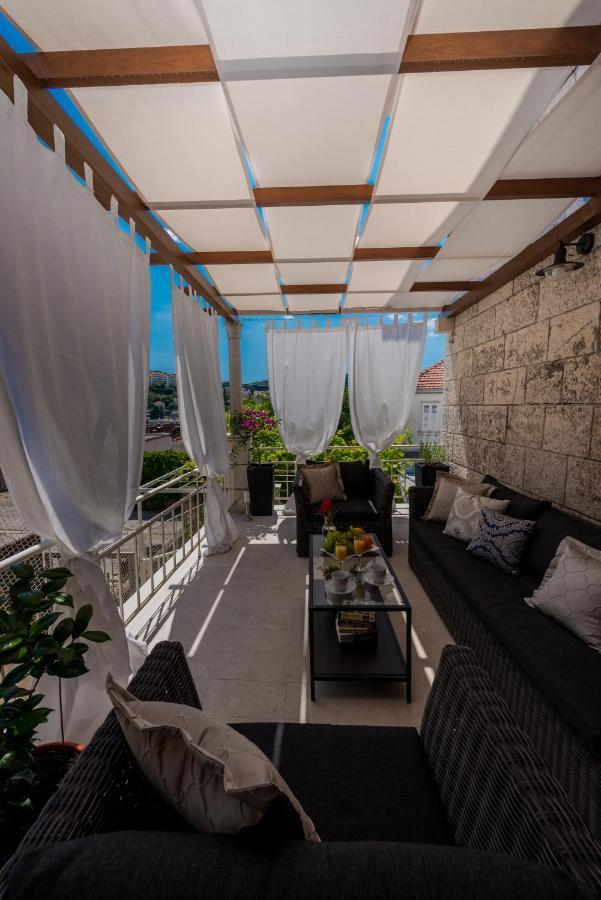 Superior Stunning Apartment Gravosa With A Free Parking Dubrovnik Exteriör bild