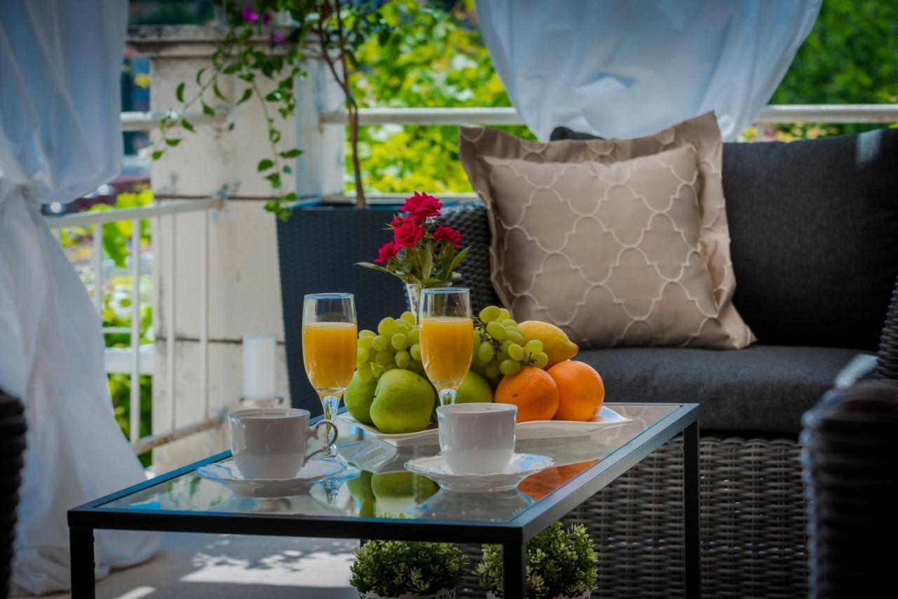 Superior Stunning Apartment Gravosa With A Free Parking Dubrovnik Exteriör bild
