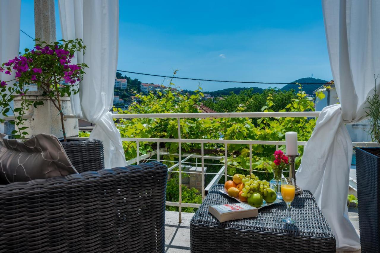 Superior Stunning Apartment Gravosa With A Free Parking Dubrovnik Exteriör bild