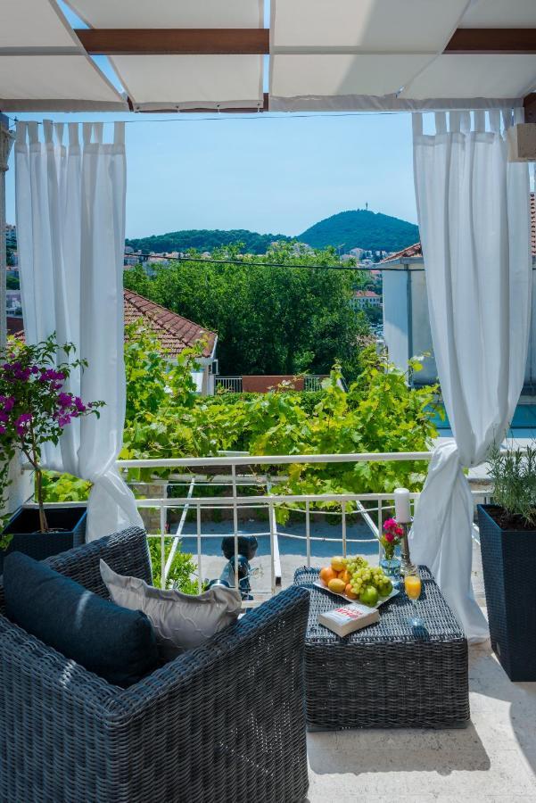 Superior Stunning Apartment Gravosa With A Free Parking Dubrovnik Exteriör bild