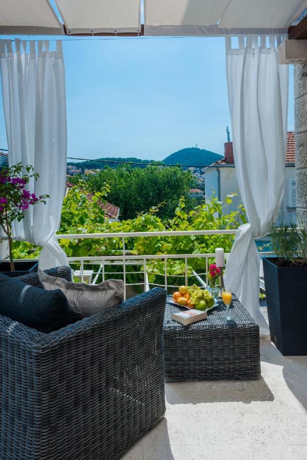 Superior Stunning Apartment Gravosa With A Free Parking Dubrovnik Exteriör bild