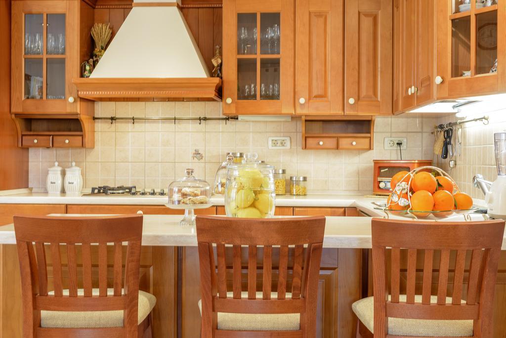 Superior Stunning Apartment Gravosa With A Free Parking Dubrovnik Exteriör bild